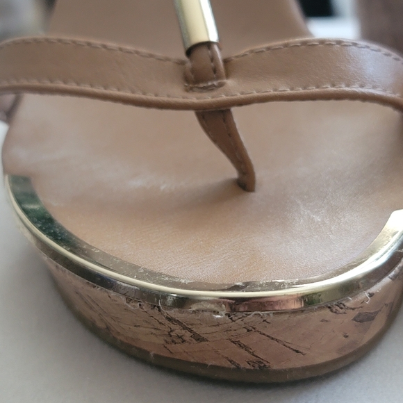 Women's Platform Wedges Strap Sandals In Tan / Nude Color Size 7 1/2 - Picture 14 of 15